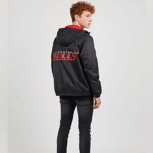 Vintage GAP / NBA Collab Chicago Bulls Quarter Zip Windbreaker Jacket